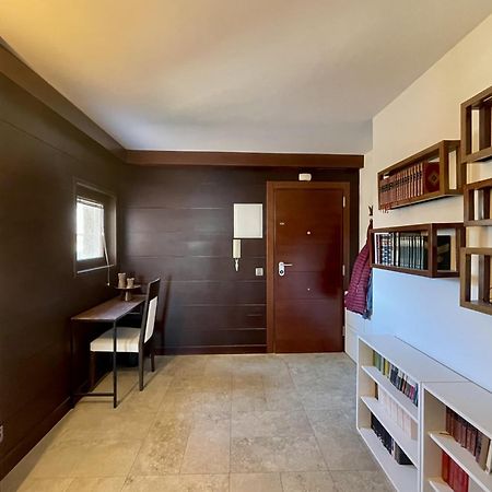 Exclusive Beachfront Apartment Torremolinos - Pool - Paddle - Tenis - Wifi - Central Aircon Exteriör bild