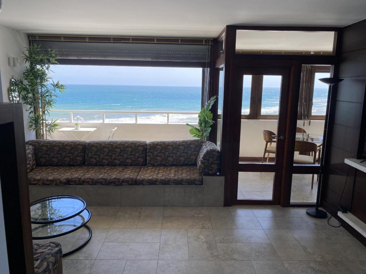 Exclusive Beachfront Apartment Torremolinos - Pool - Paddle - Tenis - Wifi - Central Aircon Exteriör bild